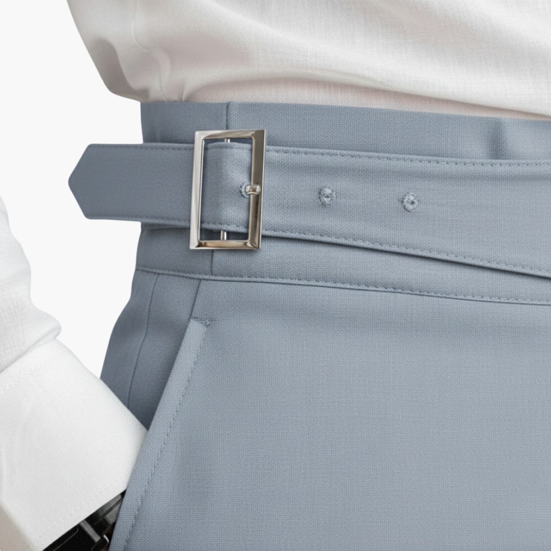 Stylische Herrenhose, hochtailliert und mit geradem Bein, vielseitig für Freizeit und Alltag.