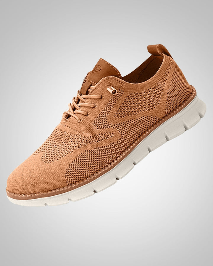 Sportliche, leichte Herren Alltagsschuhe, schwarze orthopädische Sneaker für maximalen Gehkomfort.