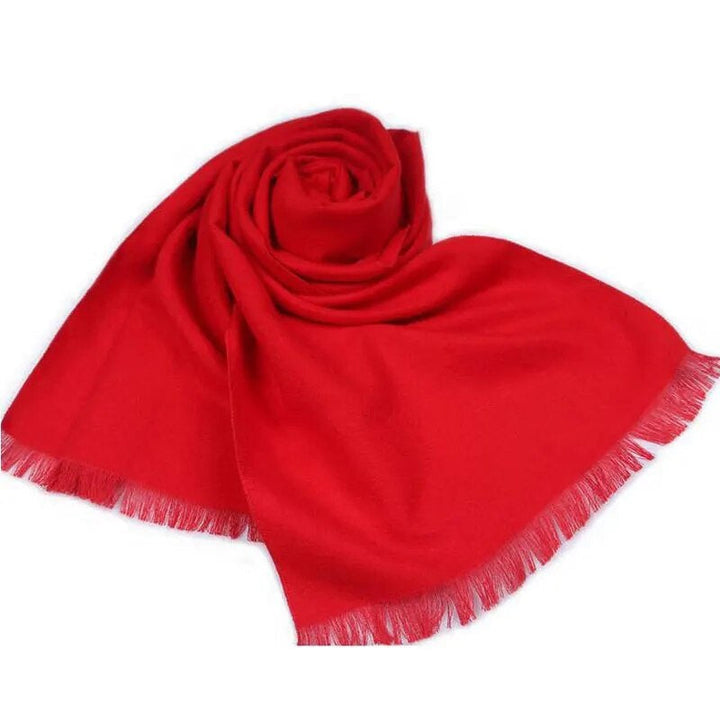 Tiefroter Kaschmirschal, elegantes & warmes Accessoire für kalte Tage. Hochwertig & unisex.