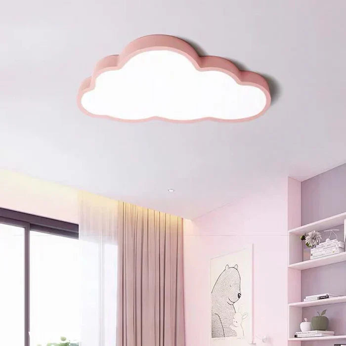 Wunderbare LED Deckenlampe in Wolkenform als Akzentlicht im Kinderzimmer. Traumhafte Raumbeleuchtung.