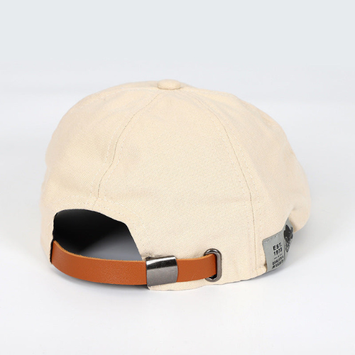 Hochwertige Herren Flat Cap in Beige. Bequeme, verstellbare Schiebermütze für Sommer & Ganzjahr.