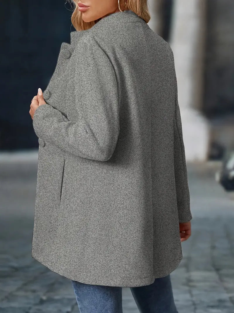Elegante Damen Jacke, perfekt kombinierbar. Zeitloser Stil für Business und Freizeit.