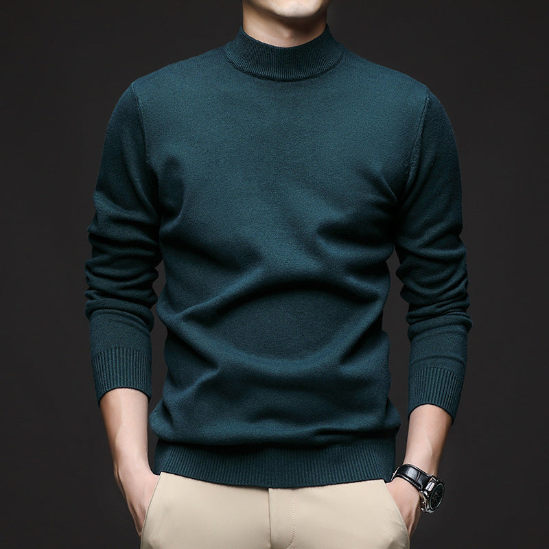 Stylischer Herrenpullover mit Stehkragen in Slim Fit, vielseitig kombinierbar für Casual Outfits.