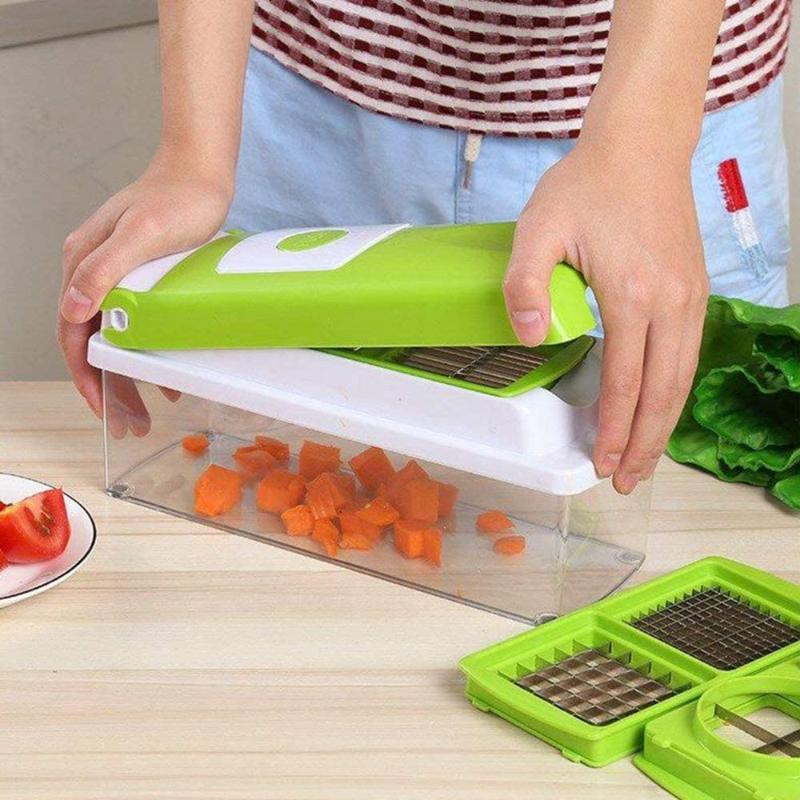 Vielseitiger Gemüseschneider SlicePro mit verschiedenen Klingenaufsätzen für perfektes Würfeln & Scheiben.