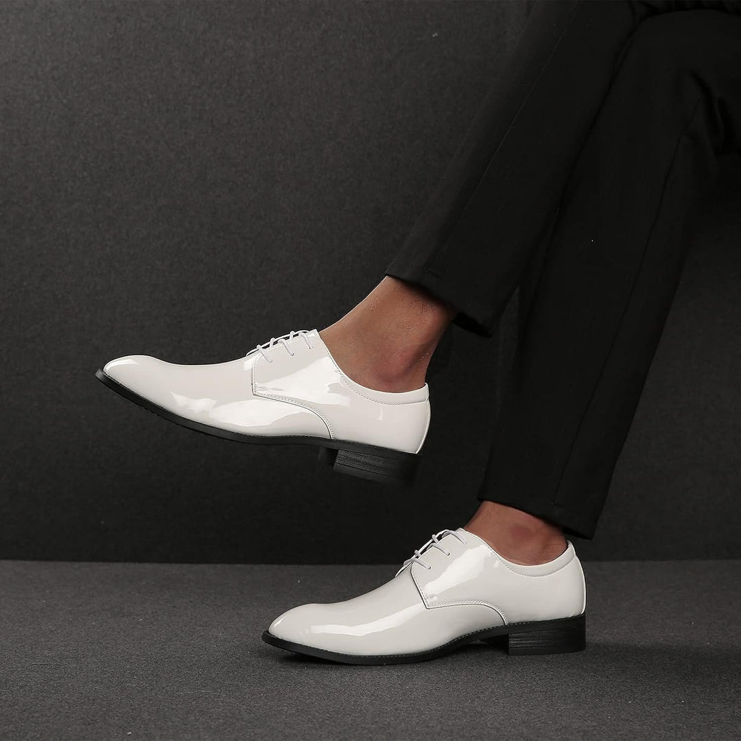 Schwarze, formelle Herrenschuhe, bequeme Komfortschuhe für Business & festliche Events. Eleganz trifft Bequemlichkeit.