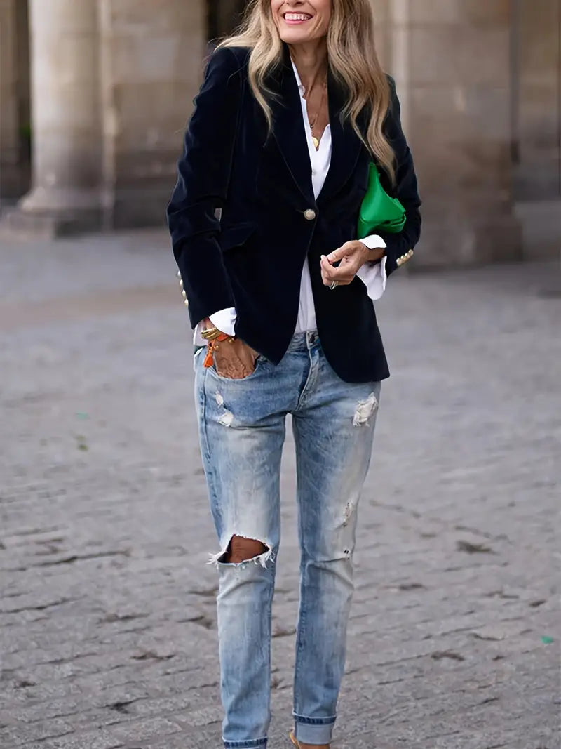 Modischer Damen Blazer mit einem Knopf, perfekt für einen stilvollen Auftritt, in Grün.