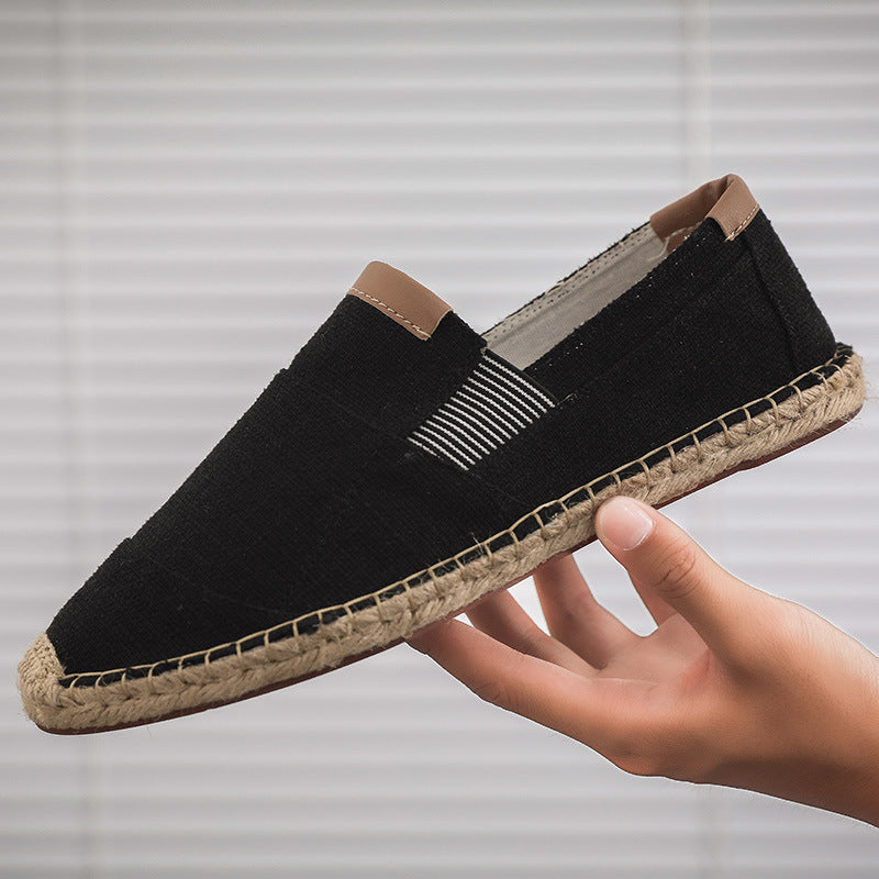 Praktische Herren Slipper Espadrilles zum Reinschlüpfen. Bequeme Alltagsschuhe für Sommer und Freizeit.