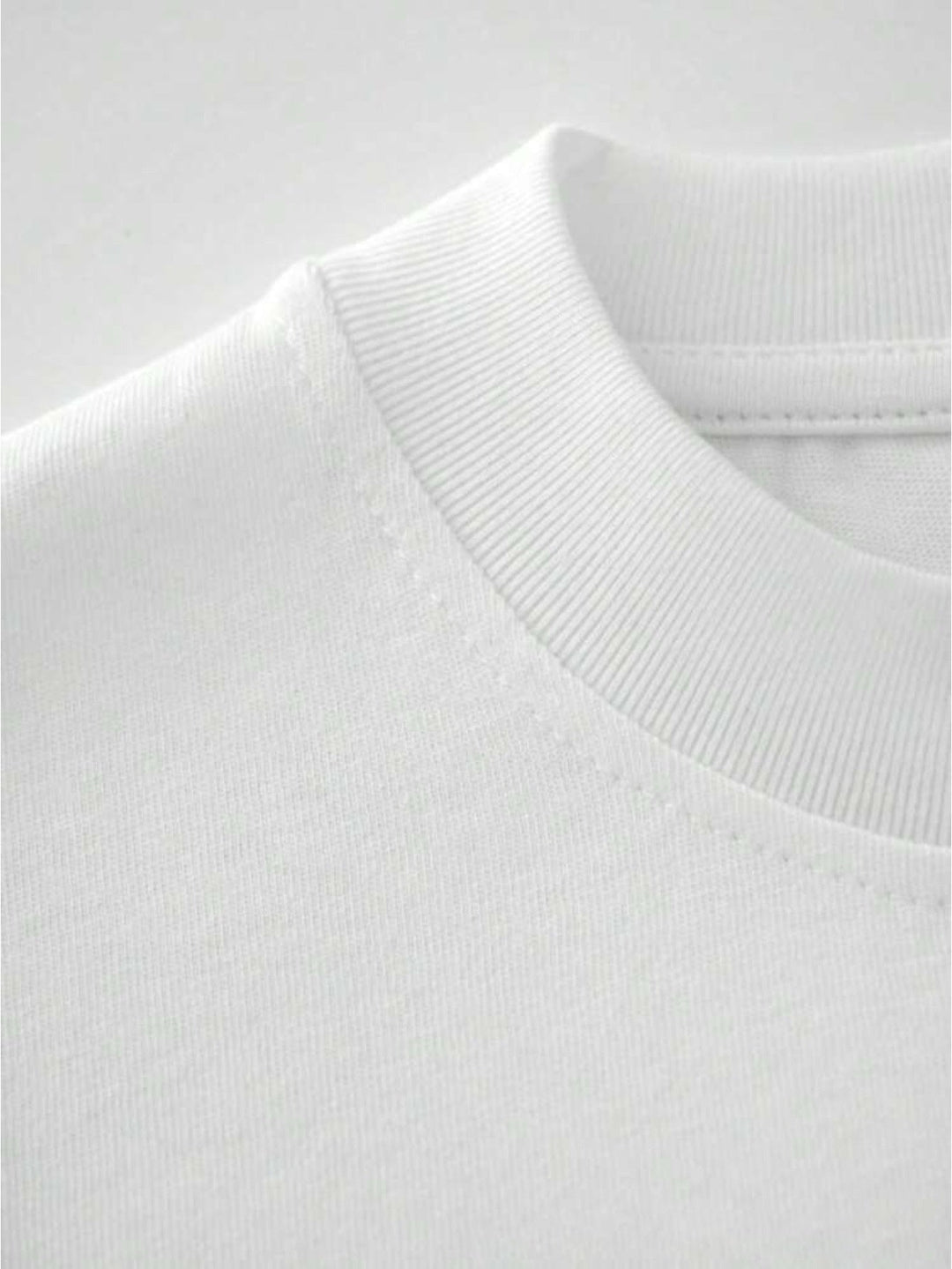 Stylisches Herren Kurzarm T-Shirt, Vintage-Motiv, lässig für Freizeit & Mode.