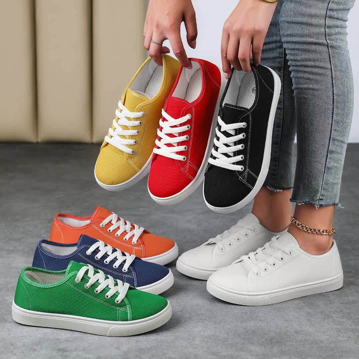 Frühlingshafte Damen Low-Top Sneaker, perfekt für leichte, moderne Freizeitoutfits.