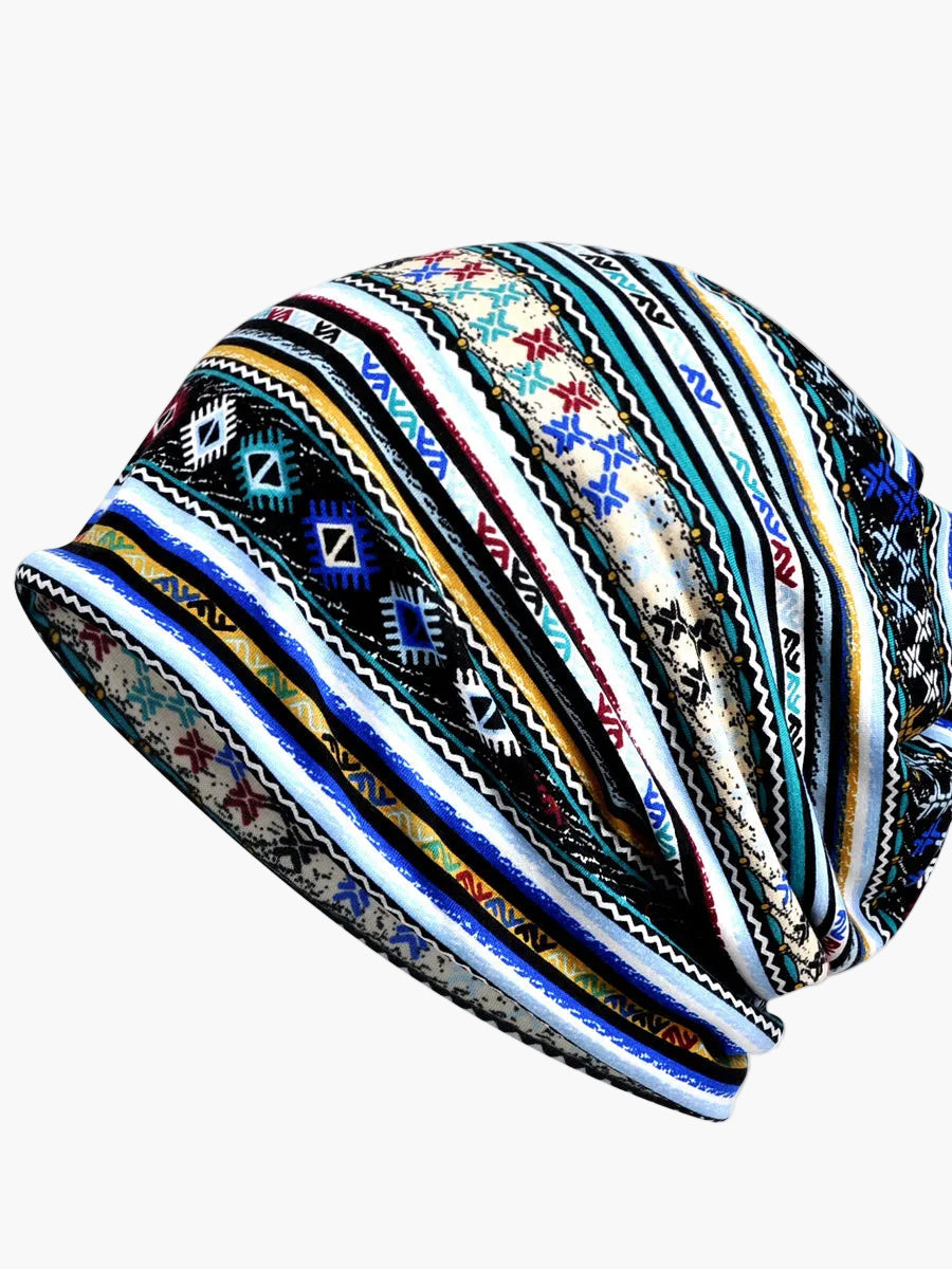Leichte Damen Beanie mit frischem Blumenmuster, perfekte Kopfbedeckung für den Frühling.