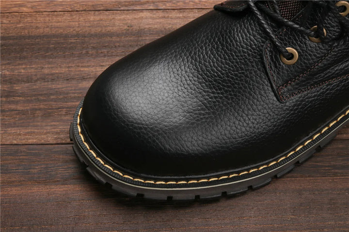 Premium Herren Winterstiefel, wasserabweisend, für trockene Füße.