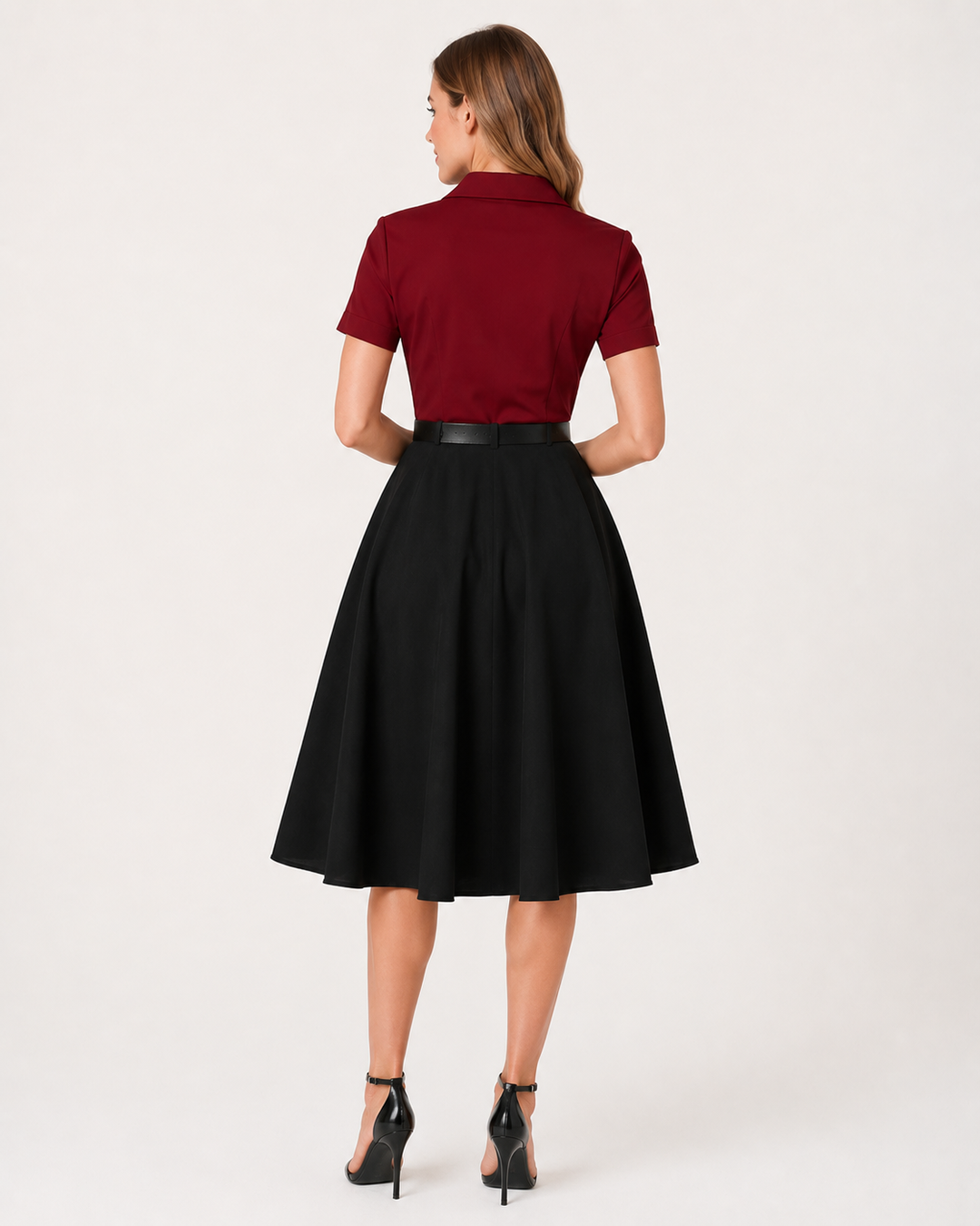 Elegantes zweifarbiges Damenkleid im 50er-Jahre Stil, perfektes Rockabilly Sommerkleid mit ausgestelltem Tellerrock.