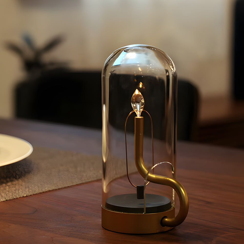 Moderne kabellose LED Tischleuchte mit Akku in Gold für stilvolles Ambiente Licht, USB aufladbar.
