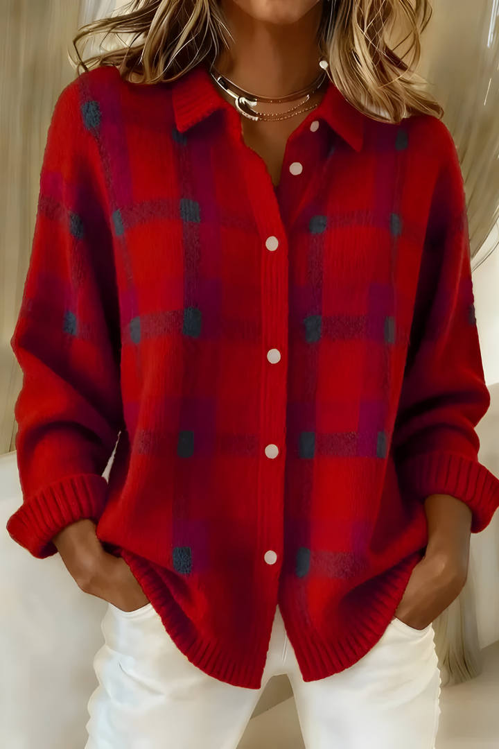Damen Strickcardigan mit Karomuster, casual chic und warme Oberbekleidung für den Herbst.