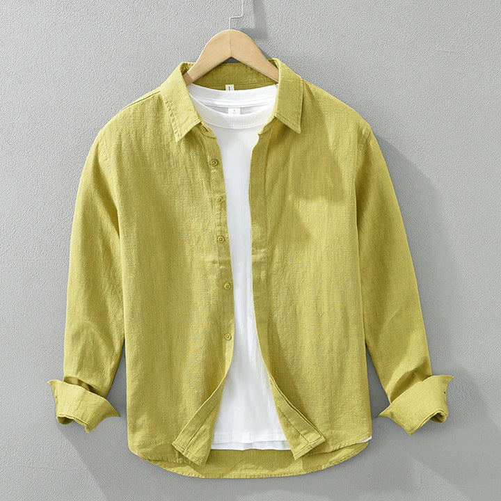 Vielseitiges Herren Langarmhemd, offen tragbar, für lässige Freizeit-Looks oder als Layering-Oberteil.