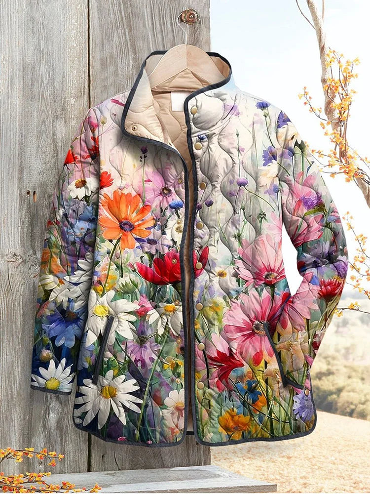 Warme, vielseitige Damenjacke in Weiß, ideal als Freizeitjacke oder Alltagsjacke für verschiedene Anlässe.