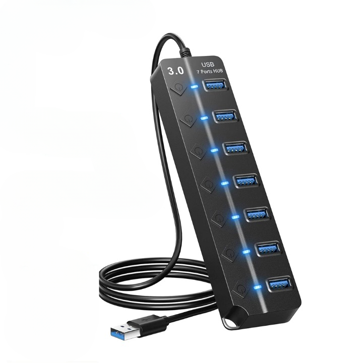 7-Port USB 3.0 Hub mit individuellen Schaltern für schnelle Datenübertragung am PC.