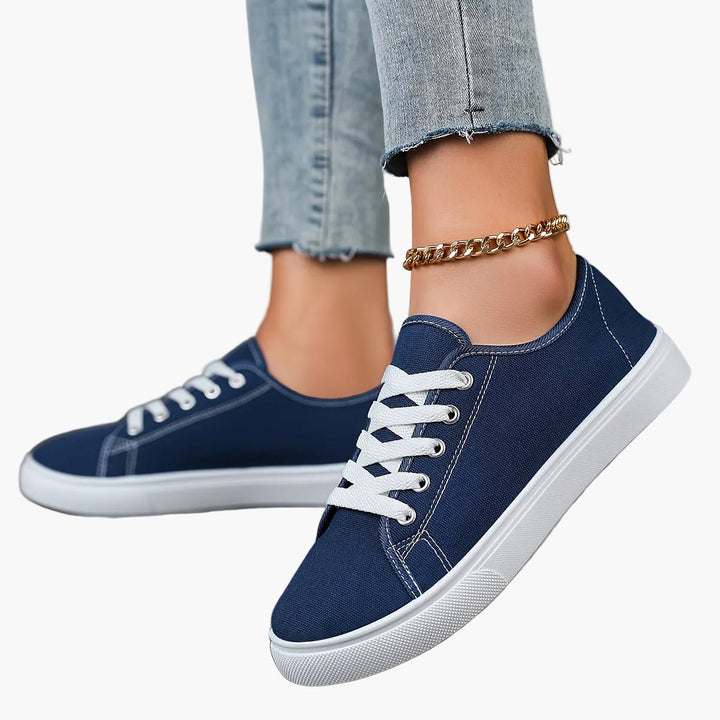 Komfortable Damen Freizeitschuhe mit Schnürung, bieten den ganzen Tag über Bequemlichkeit.