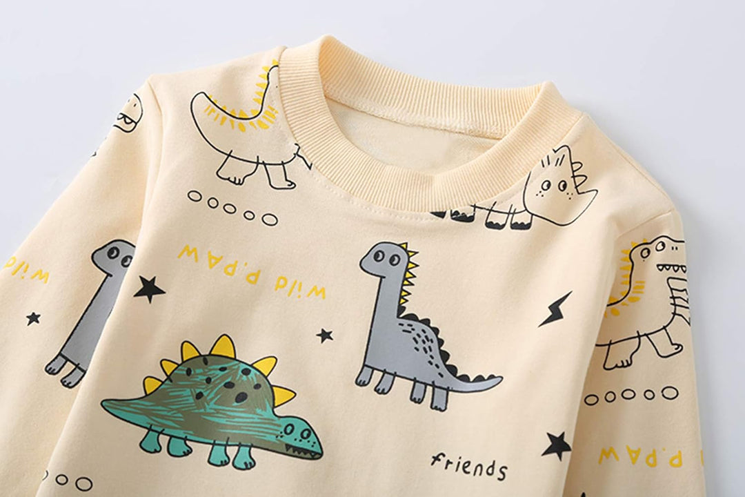 Trendiges Kinder Mode Dino Set für Jungen. 2-Teiler Spielkleidung mit abenteuerlichem Dinosaurier-Design.
