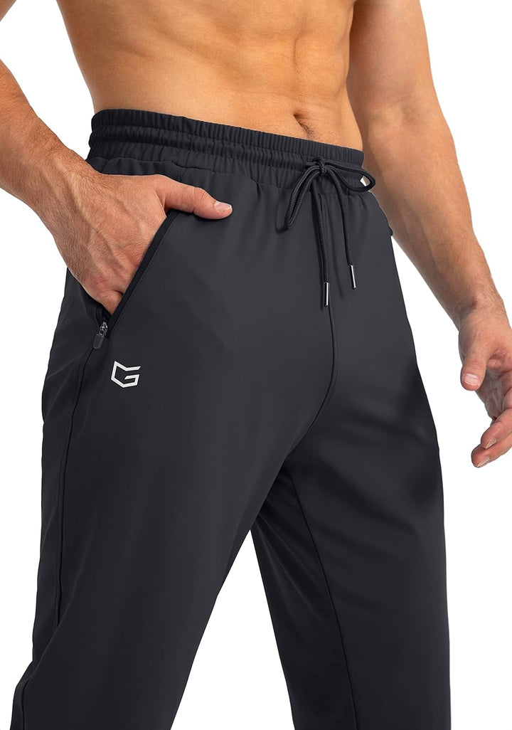 Komfortable Herren-Freizeithose mit modernem Tapered Fit. Ideal für Sport & entspannte Stunden.