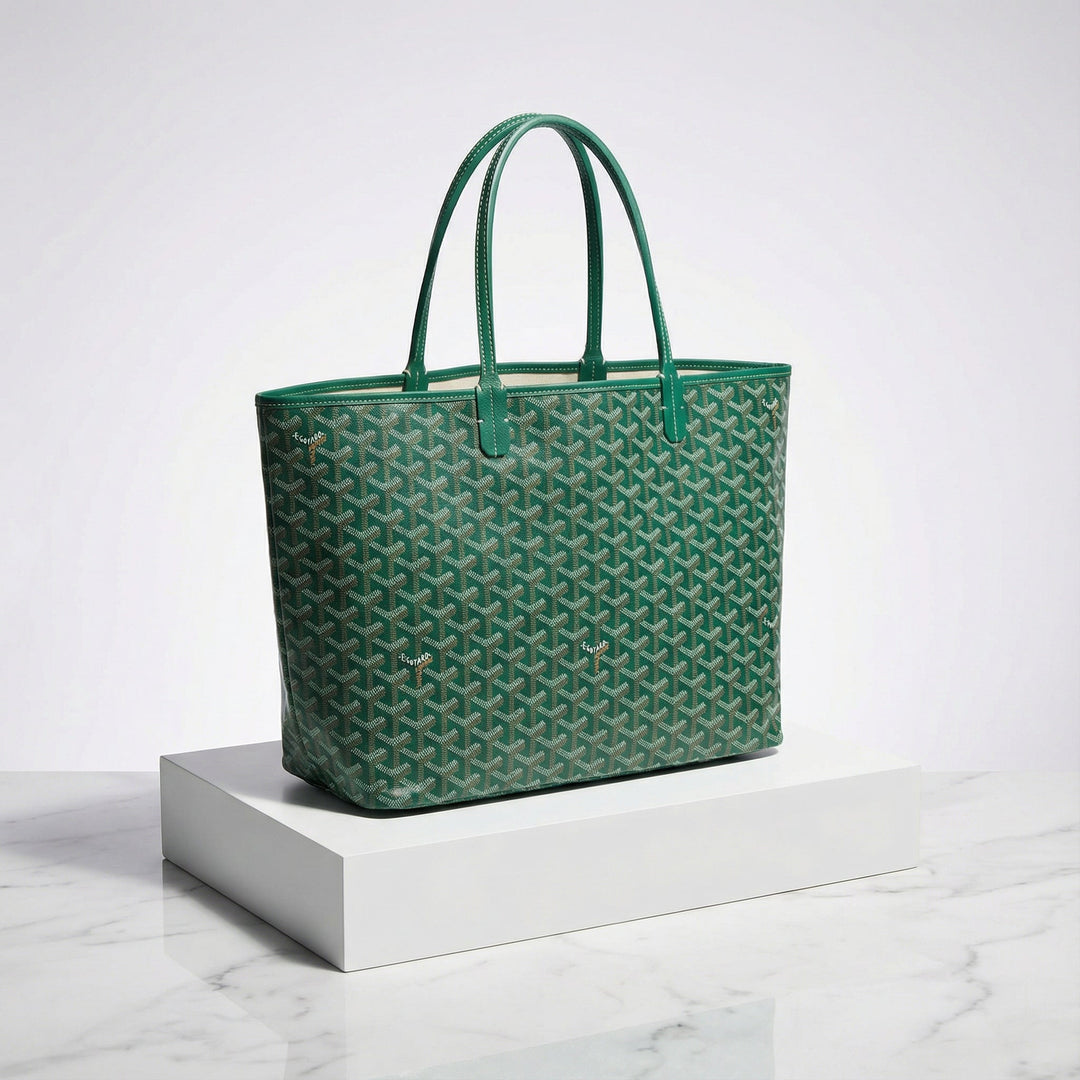 Hochwertige Kunstleder-Handtasche für Damen; organisiertes Hauptfach für den modernen Alltag.
