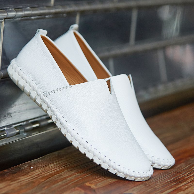 Vielseitige Herren Slip-On Fahrschuhe als Alltagsschuhe. Bequem, atmungsaktiv & mit sicherem Halt durch Gummisohle.