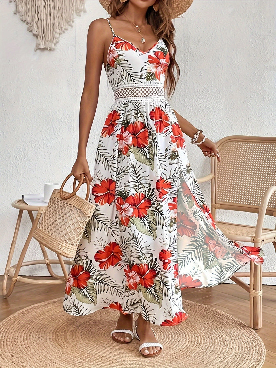 Elegantes Damen Sommer Maxikleid mit Blumenmuster & Spaghettiträgern, ideal für Urlaub & Freizeit.