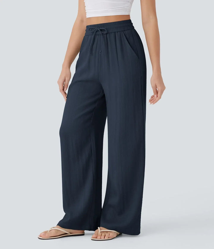 Marineblaue weite Beinhose, Damenhose. Elegantes Design & entspannte Passform für den Alltag.