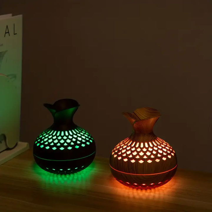 Eleganter AromaBloom Duft-Diffuser als stilvolle Dekoration. Perfekter Raumbefeuchter für Ihr Zuhause.