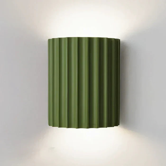Zeitgenössische Designer-Wandlampe, ArtisticWave Form, ideale Akzentbeleuchtung für moderne Räume.