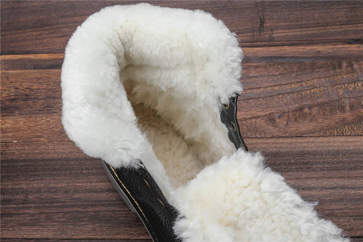 Gefütterte Herrenschuhe, ultra warm, für entspannte Spaziergänge im Schnee.