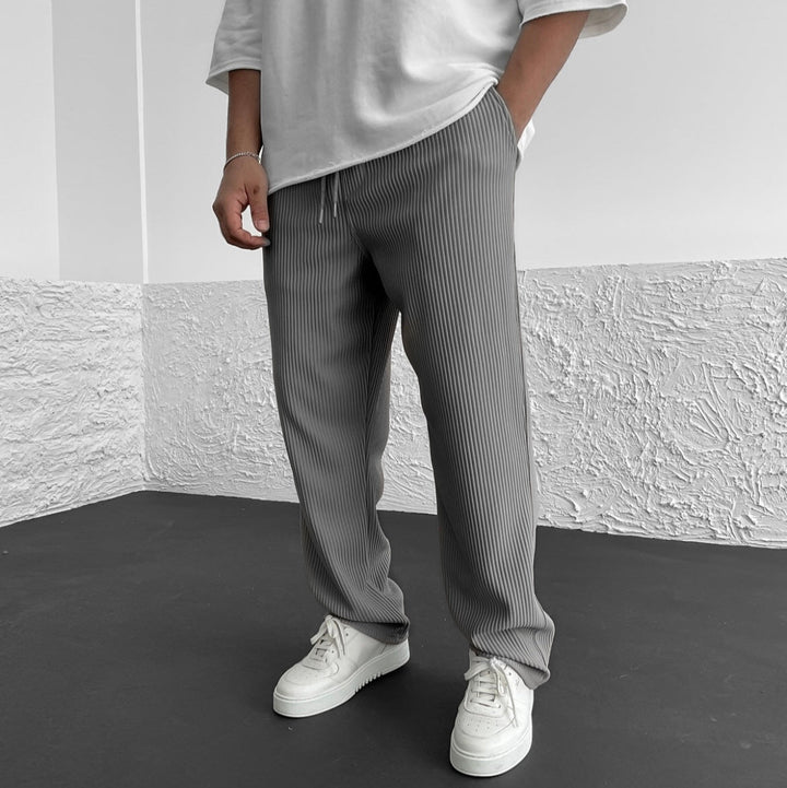 Ultimativ bequeme Herren Strickhose, ideal für Loungewear & den entspannten Alltag. Weiches Material, relaxed fit.