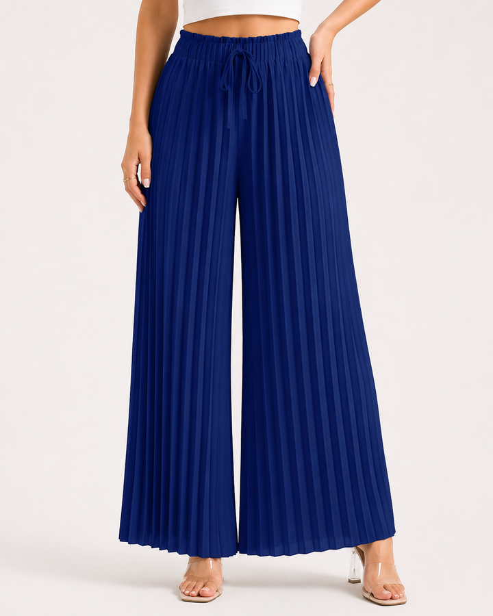 Damen Sommer Plisseehose mit weitem Bein, elegant und bequem. Vielseitig kombinierbar für modische Outfits.