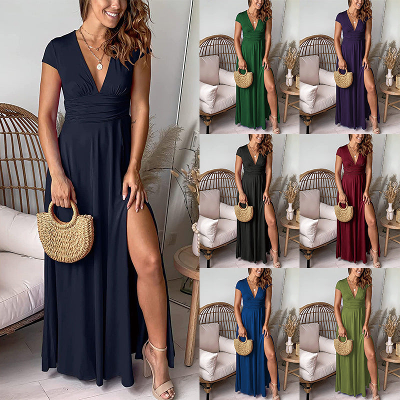 Elegantes Damen-Maxikleid mit tiefem V-Ausschnitt & hohem Schlitz für den Sommer.