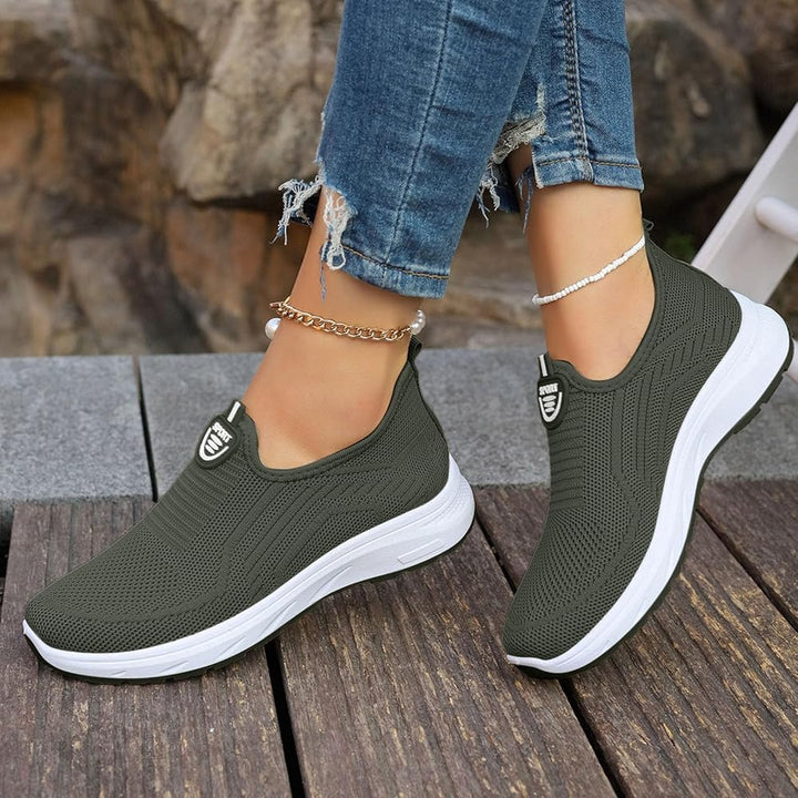 Marineblaue Damen Orthopädische Walking Schuhe. Atmungsaktiv, mit Komfort & stützendem Design für gesunde Füsse.