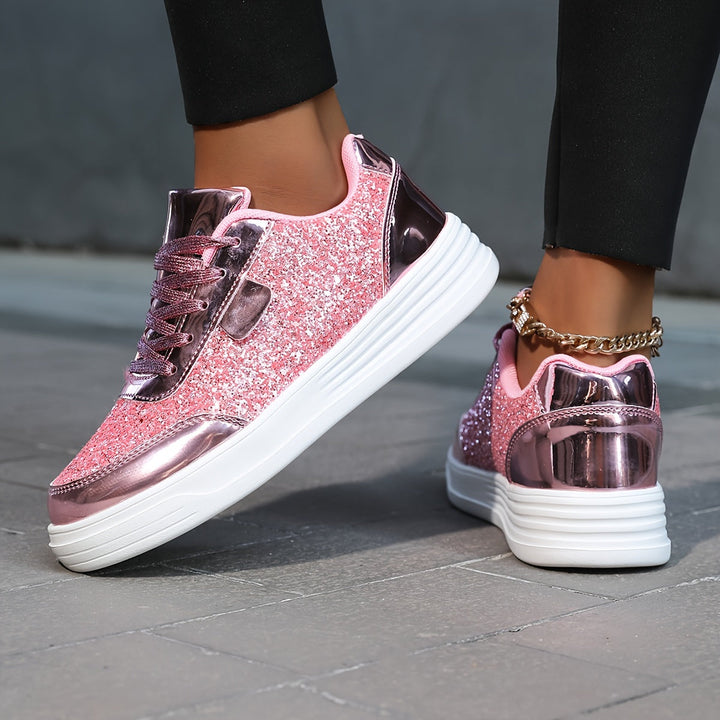 Stylische Glitzer Plateau Sneaker für Damen, perfekt für Freizeit, Party & glamouröse Looks.