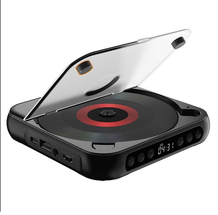 CD-Player mit Akku in Nahaufnahme, zeigt detaillierte Oberfläche und Bedientasten.