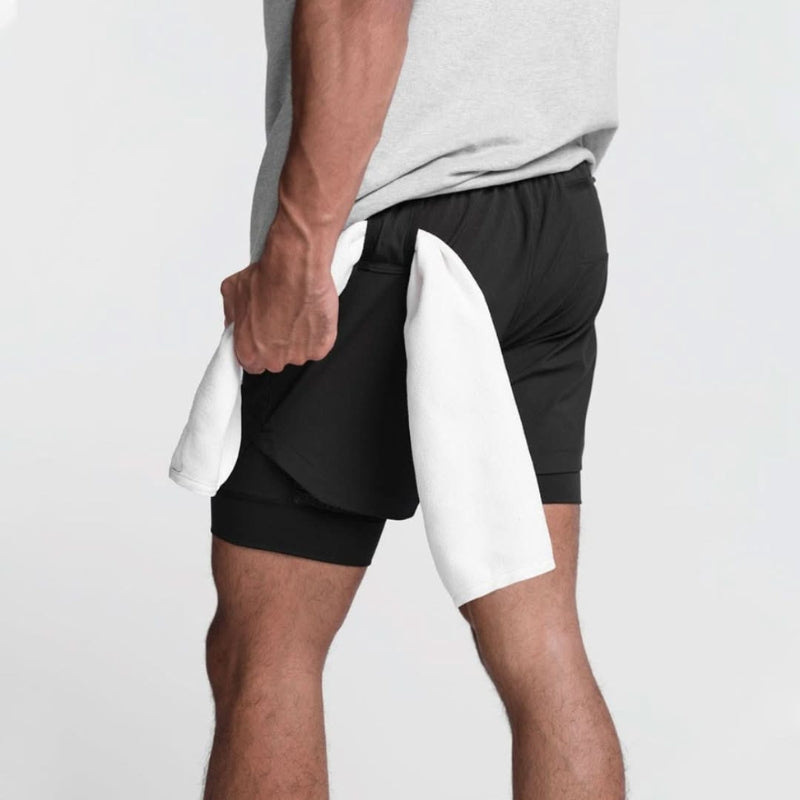 Athletische Herren 2-in-1 Shorts zum Laufen, Training & Fitness; atmungsaktive kurze Hose für Sport.