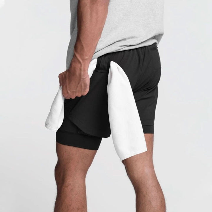 Athletische Herren 2-in-1 Shorts zum Laufen, Training & Fitness; atmungsaktive kurze Hose für Sport.