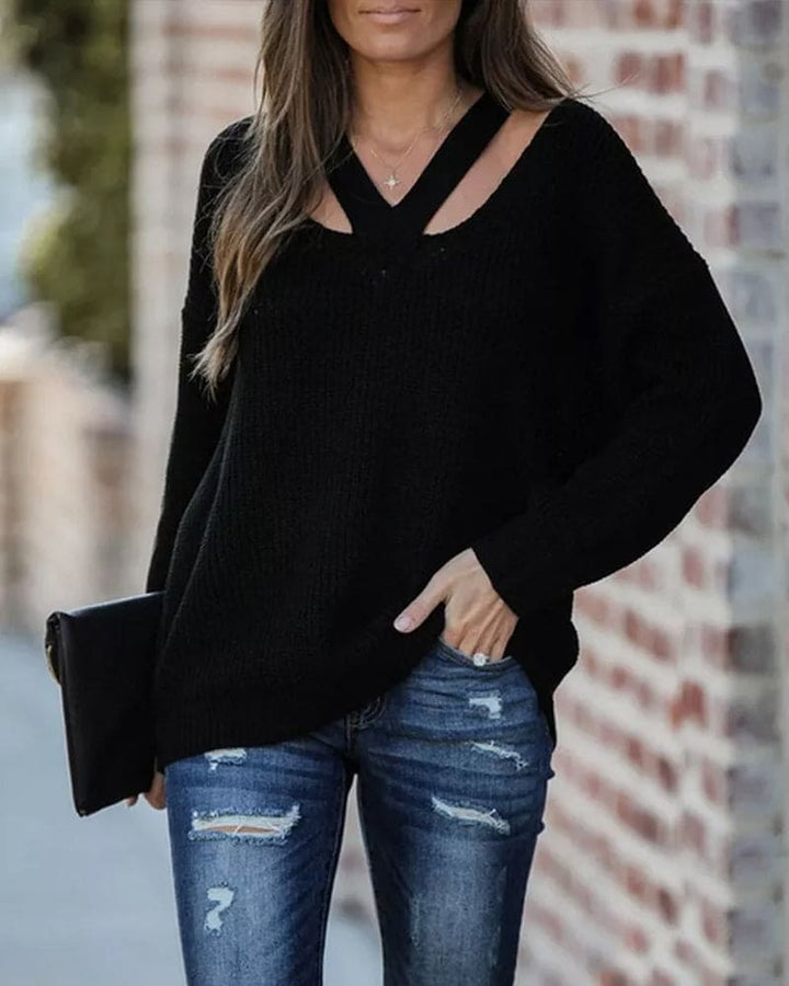 Bequemer Damen Langarm-Pullover mit V-Ausschnitt. Ideal für Freizeit und gemütliche Stunden.