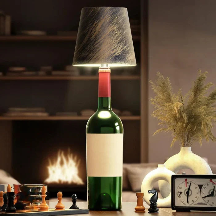 RGBIC LED Flaschenlampe, tragbar & dimmbar, vielseitiges Ambiente Licht.