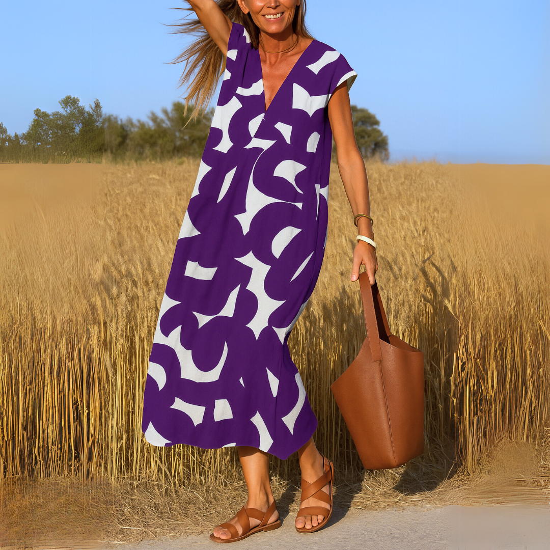 Modisches Damen Sommerkleid mit V-Ausschnitt, elegant und bequem. Leichtes Design, ideal für stilvolle Sommeroutfits.