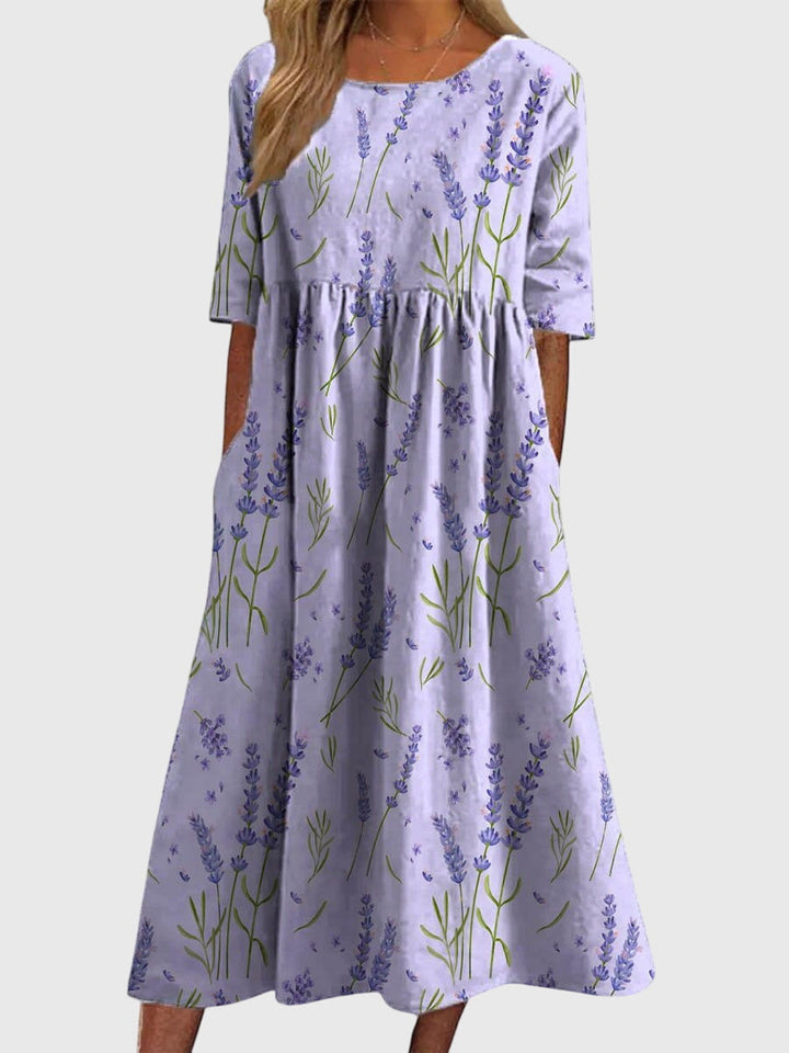 Elegantes Freizeitkleid für Damen in Lavendel, fließend und bequem, perfekt für Sommerfeste.