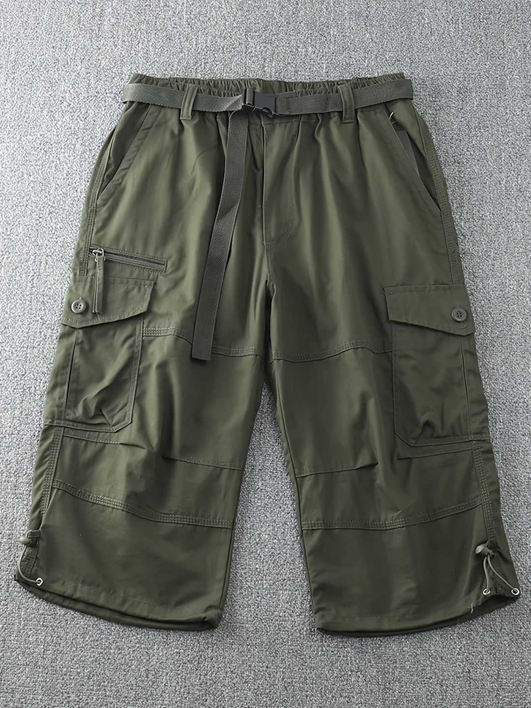 Atmungsaktive Herren Sommer Cargo Shorts, extra lang, sehr bequem für warme Tage.