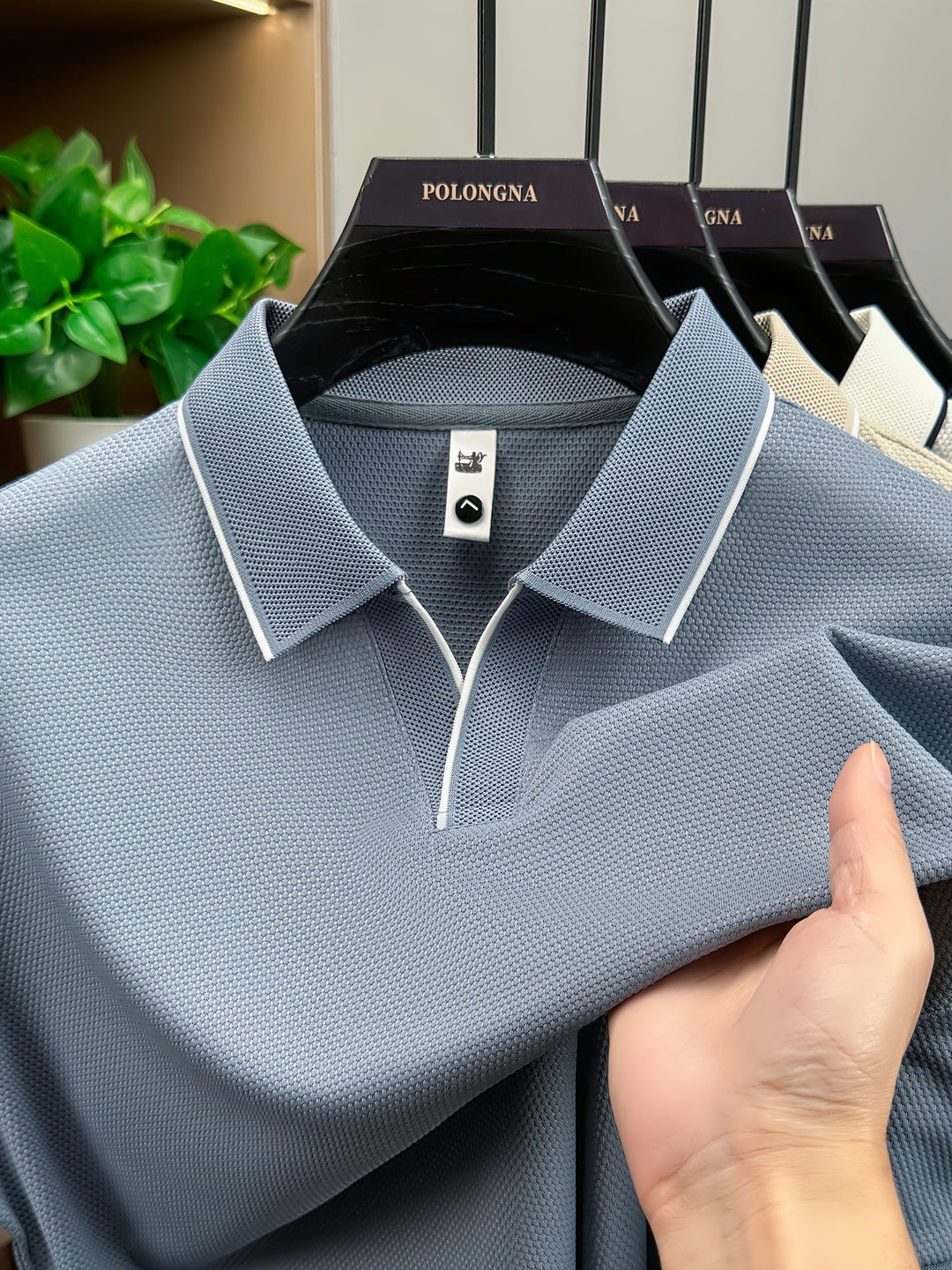 Vielseitiges Herren Polohemd Modern Fit für Business, Freizeit, Frühling & Sommer. Elegantes Oberteil.