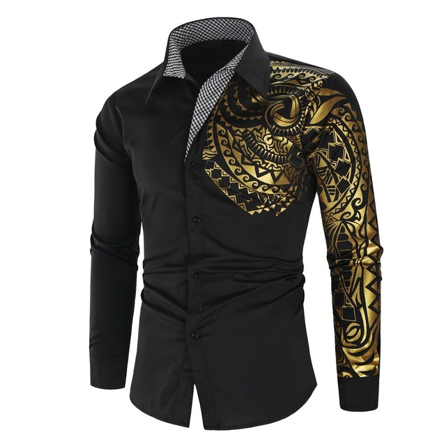 Herrenhemd Slim Fit mit feinen goldenen Akzenten an Kragen oder Manschetten; modernes Partyhemd.
