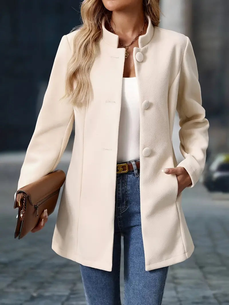 Moderne Damen Oberbekleidung: Elegante Jacke für den Alltag. Bequem und stilvoll.