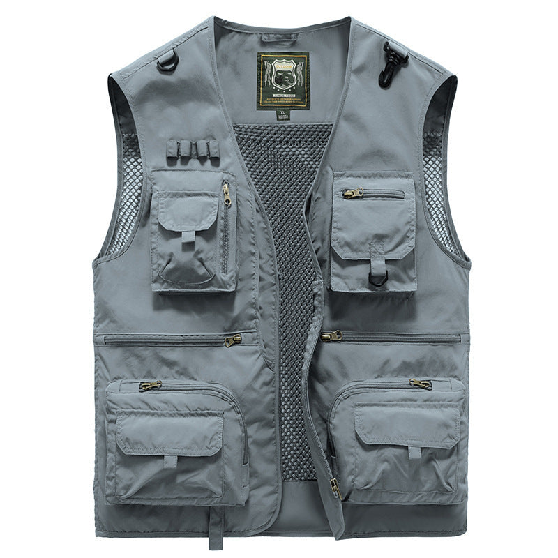 Funktionale Herren Outdoor Weste für Abenteuer, Angeln, Camping & Wandern. Multifunktionsweste mit viel Stauraum.