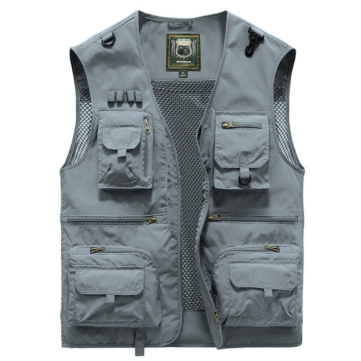 Funktionale Herren Outdoor Weste für Abenteuer, Angeln, Camping & Wandern. Multifunktionsweste mit viel Stauraum.