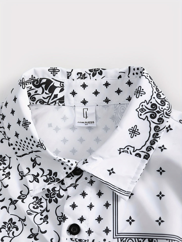 Komfortables Herren Sommer Freizeit Set: atmungsaktives Kurzarm Hemd & Shorts mit Bandana Print.